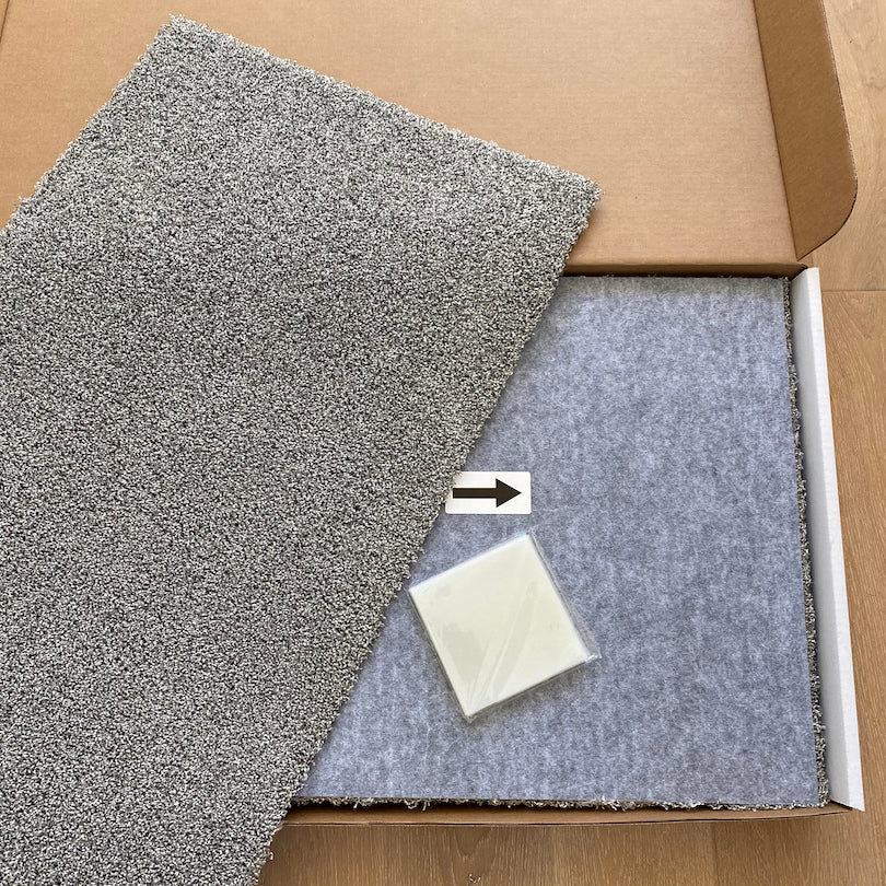 LIGHT BEIGE CARPET TILE PLUSH (6 TILES / 40 SQ FT)