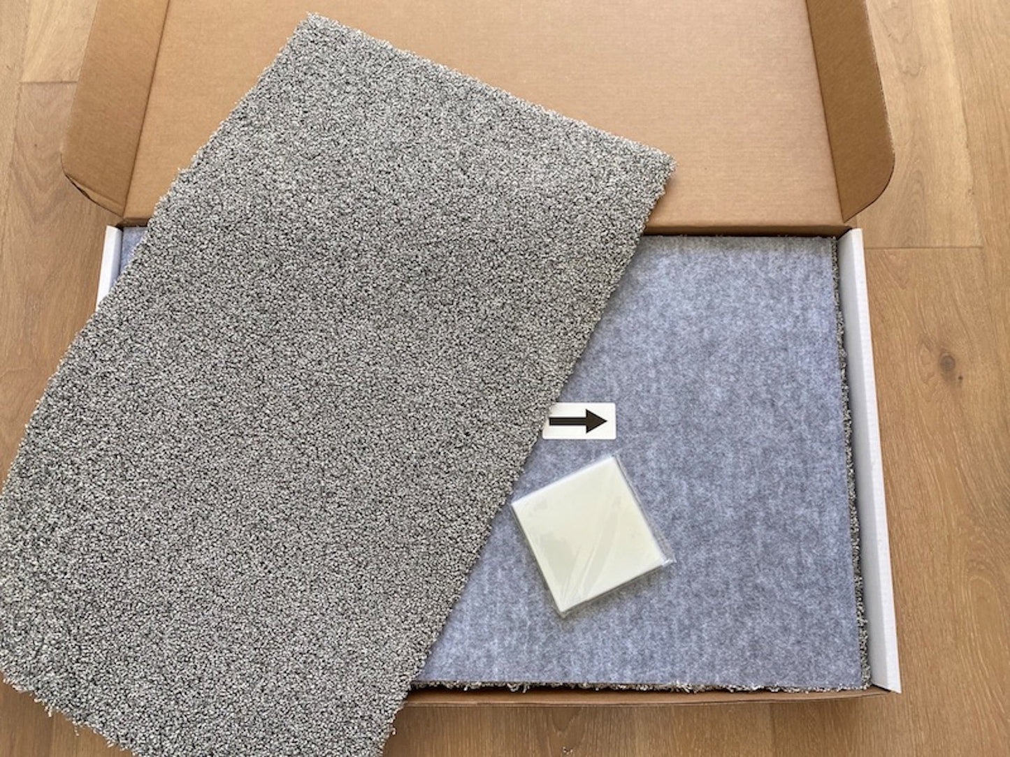 Light Beige Super Plush- Carton of 5 tiles 24"x40" - covers 33.33 sq. ft. total